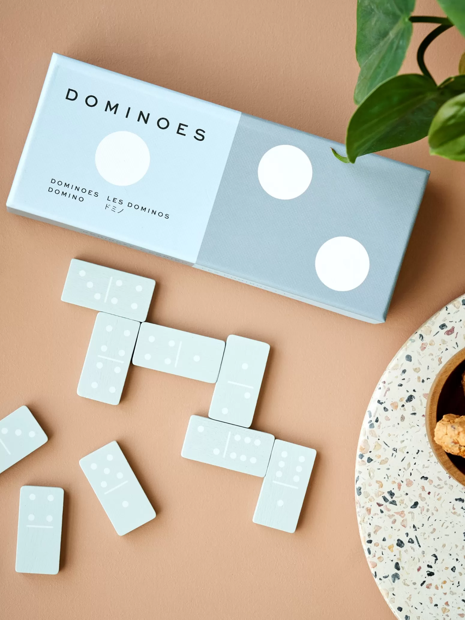 Kinder Søstrene Grene Schweiz Domino